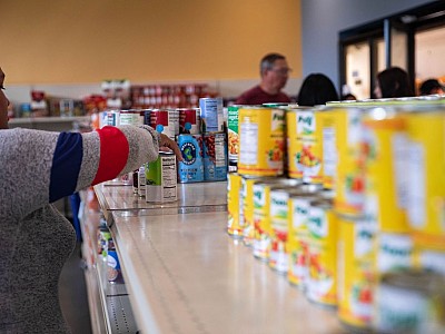 Area food bank searching for more donations amid shortage